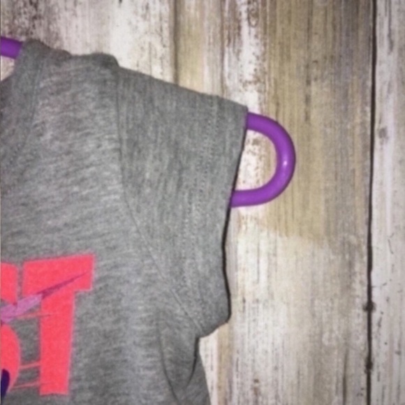 Nike Kids Run Fast Gray Tee - Picture 3 of 4